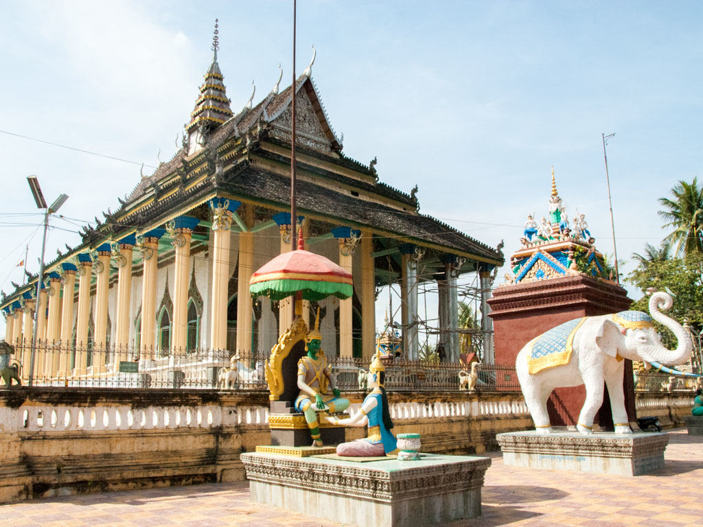 ba-set-temple-battambang